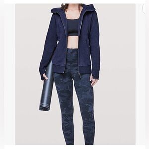 Lululemon Classic Scuba Hoodie Heathered Hero Blue Size 10 💙